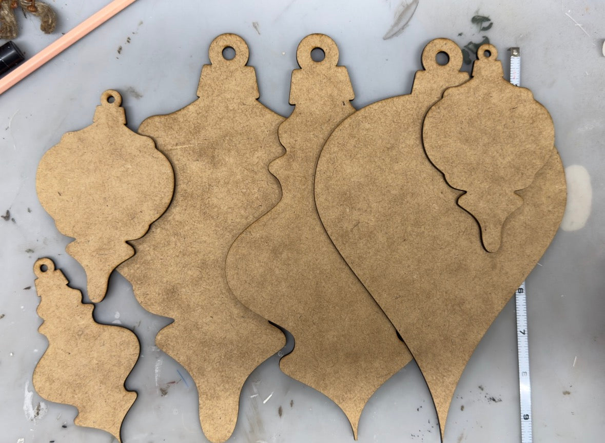 Wonky ornament set 5pc. #279