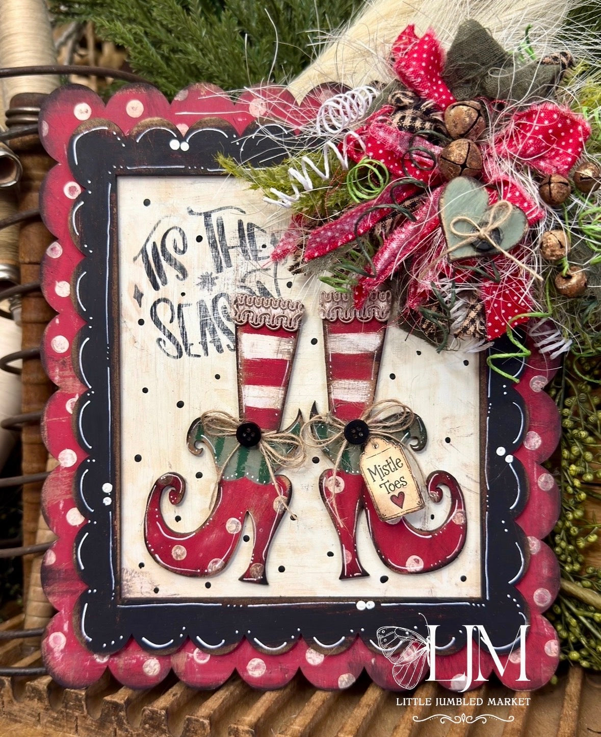Elf shoes with frame