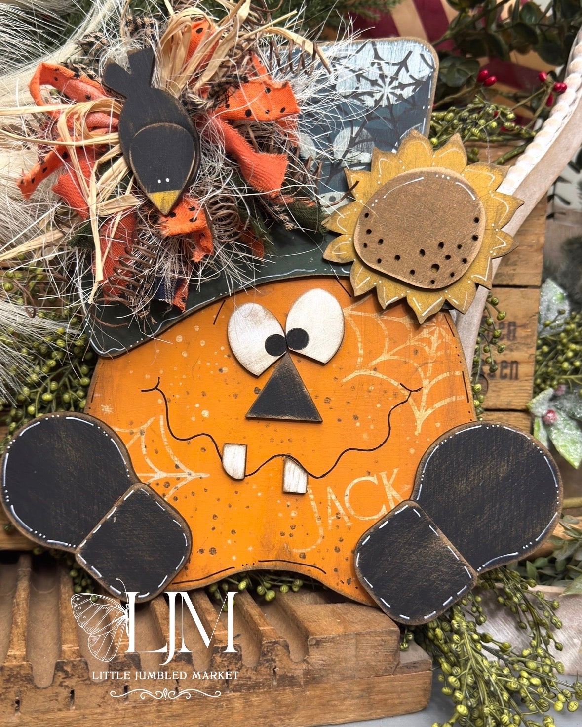 Wonky sitting Pumpkin #252
