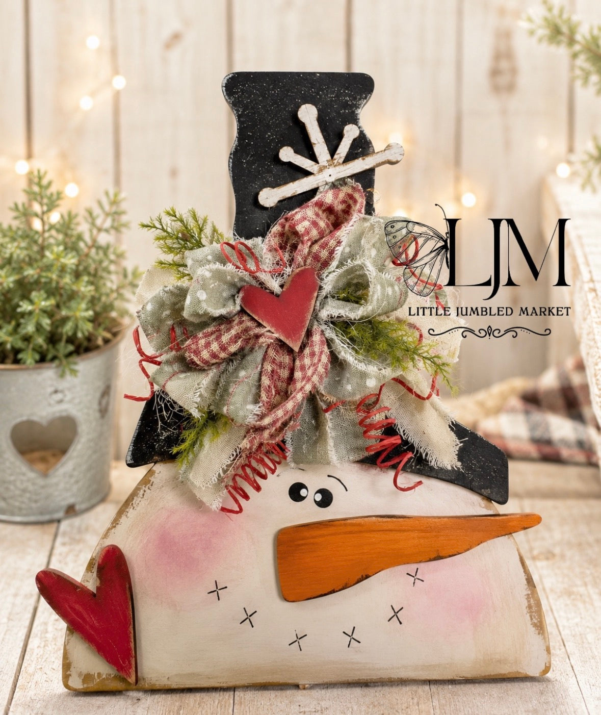 Tall hat snowman